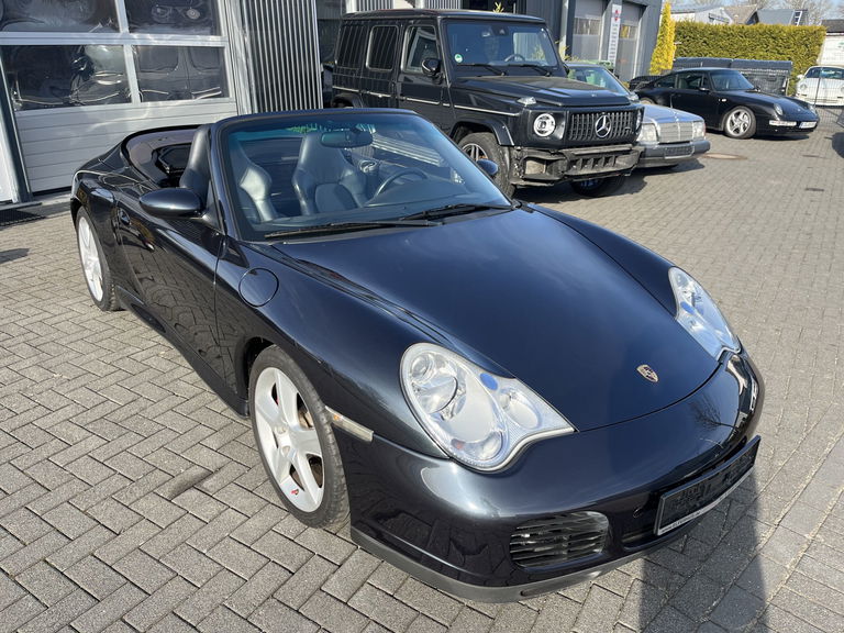 Porsche 996 Carrera 4S