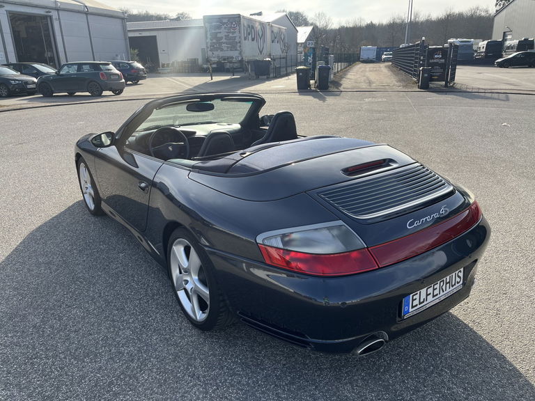 Porsche 996 Carrera 4S