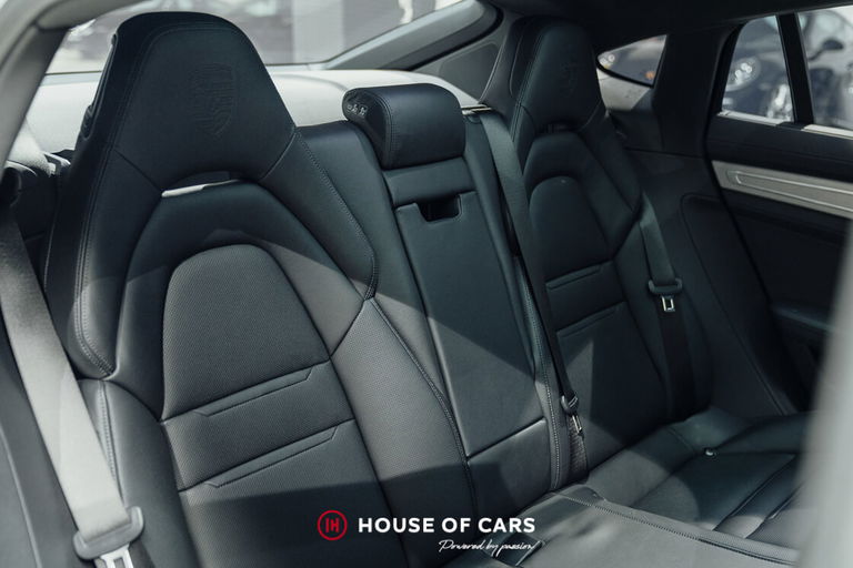 Porsche Panamera 4 E-Hybrid
