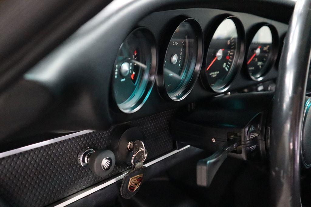 Porsche 911 S (F-Modell)