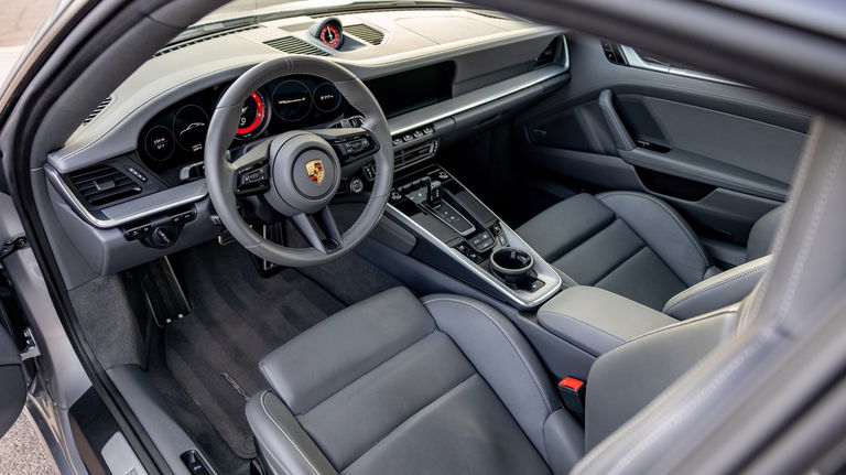 Porsche 992 Carrera S