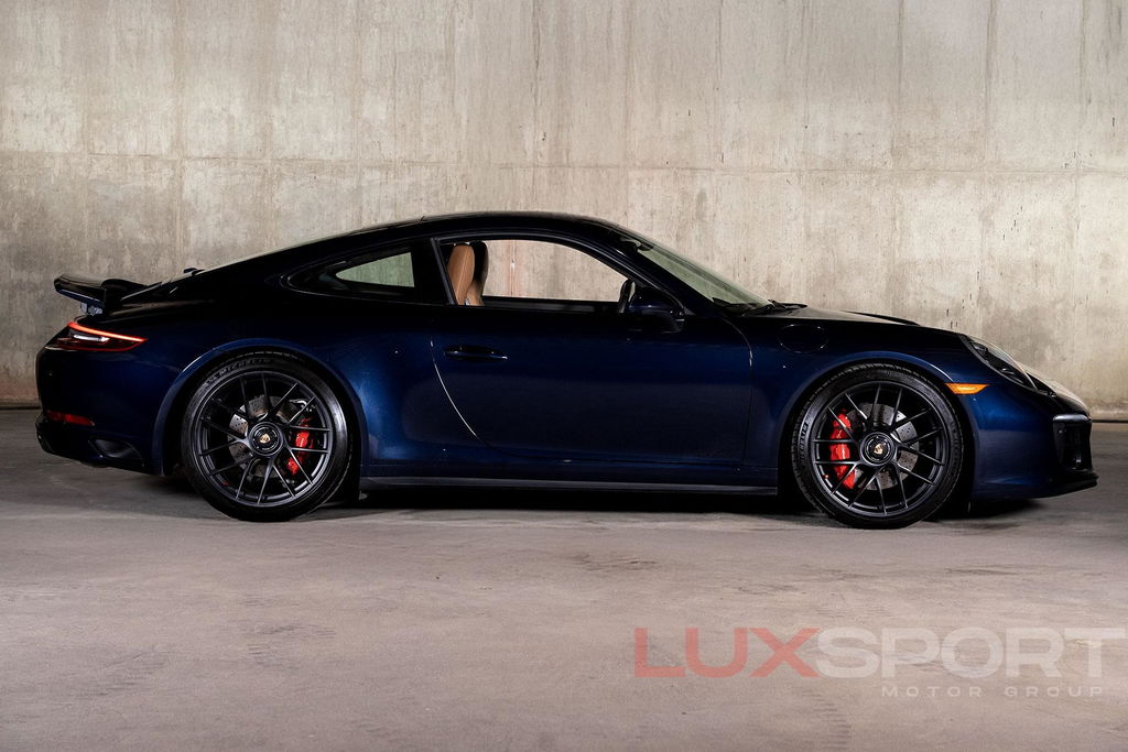 Porsche 991.2 Carrera 4 GTS