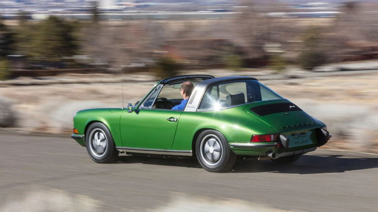 Porsche 911 T (US)
