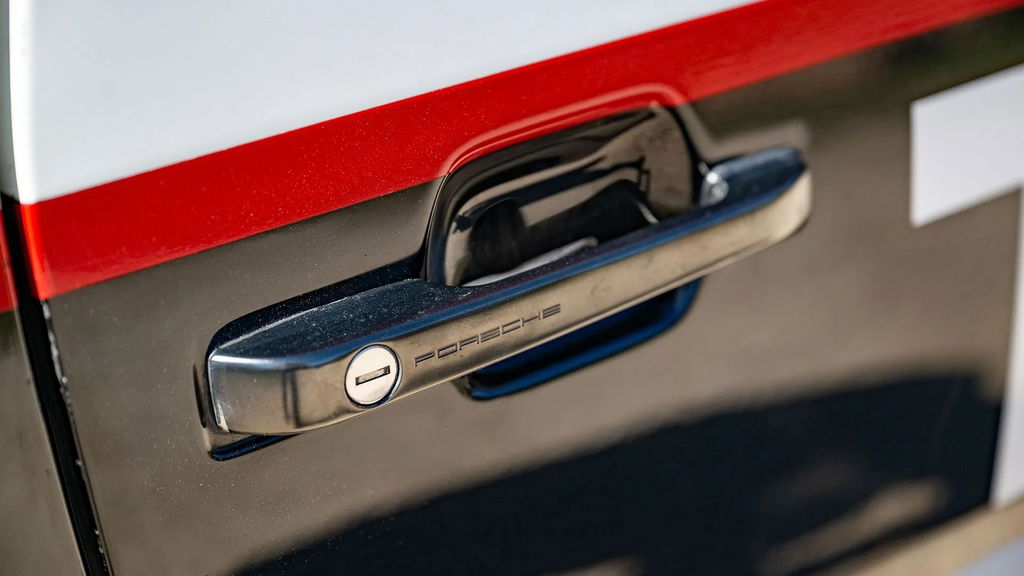 Porsche 944 Turbo Cup