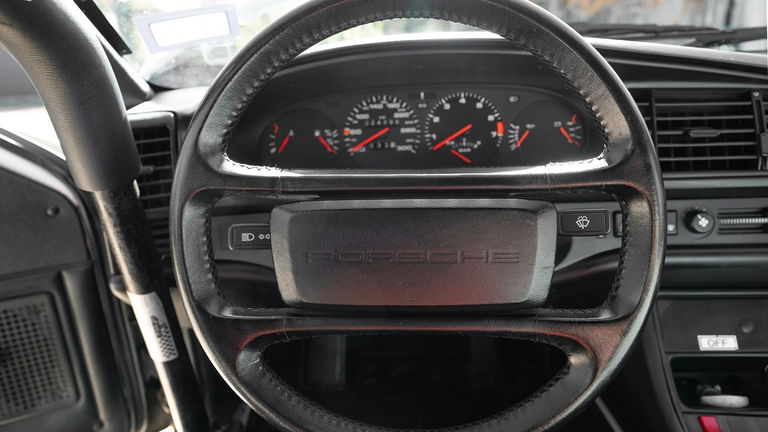 Porsche 944 Turbo Cup