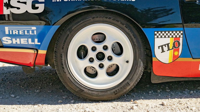 Porsche 944 Turbo Cup