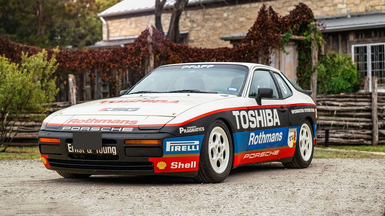 Porsche 944 Turbo Cup