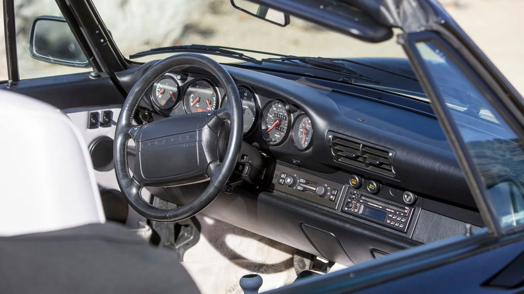 Porsche 964 Carrera 4