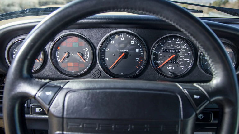 Porsche 964 Carrera 4