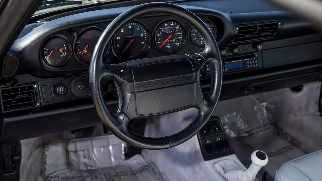 Porsche 964 Carrera 4