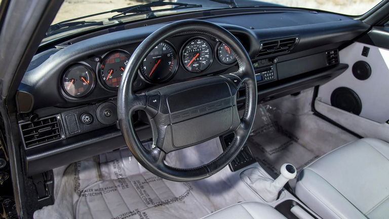 Porsche 964 Carrera 4