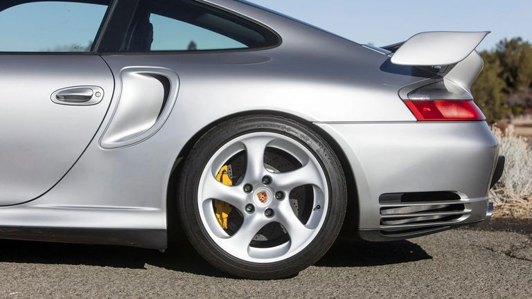 Porsche 996 GT2