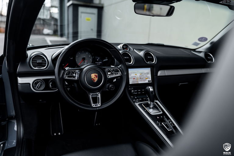 Porsche 718 Boxster S