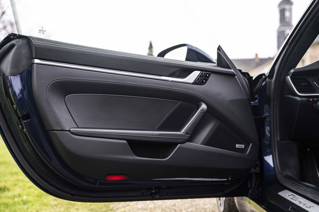 Porsche 992 Carrera S