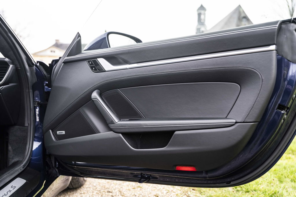 Porsche 992 Carrera S