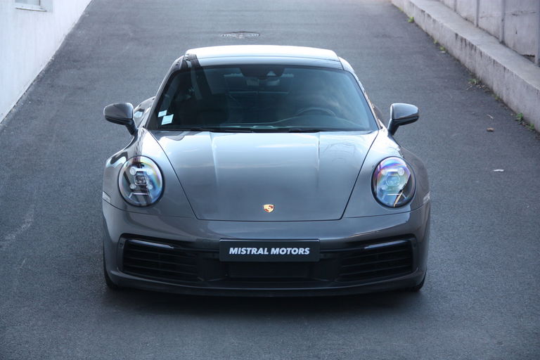 Porsche 992 Carrera 4S
