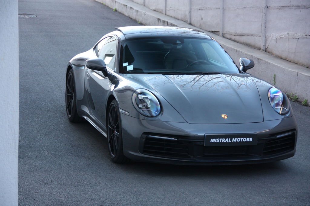 Porsche 992 Carrera 4S