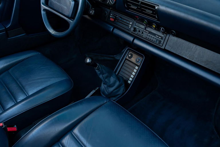 Porsche 911 Carrera 3.2