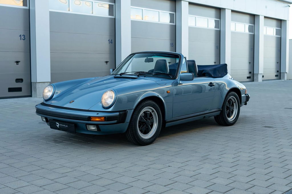 Porsche 911 Carrera 3.2