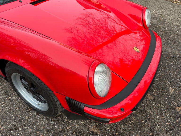 Porsche 911 Carrera 3.2