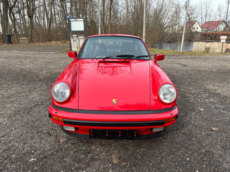 Porsche 911 Carrera 3.2