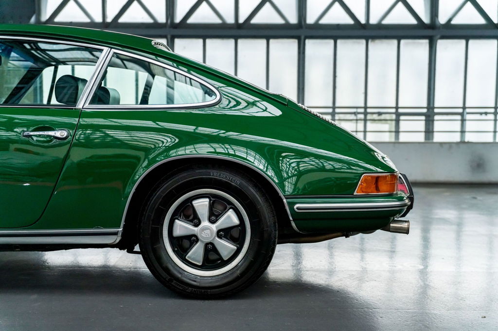 Porsche 911 T