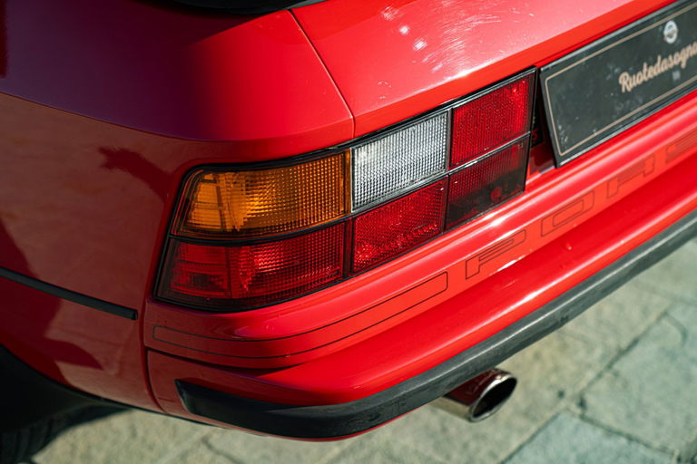 Porsche 924