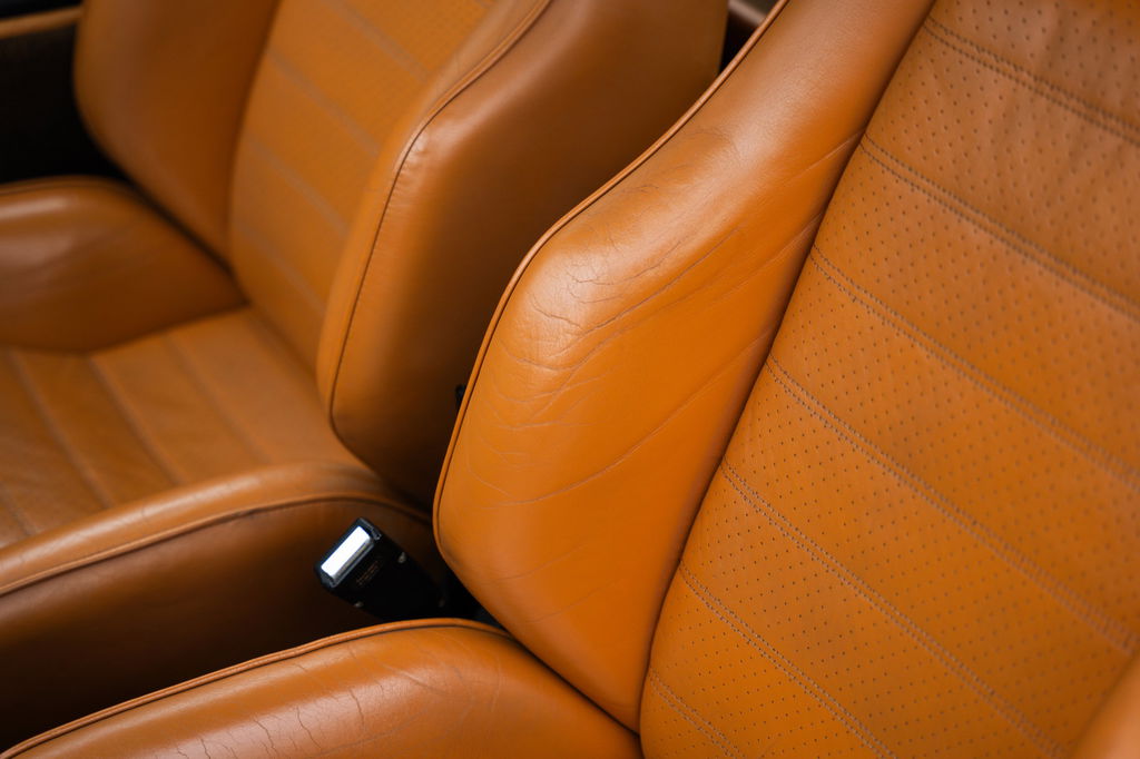 Porsche 911 Turbo 3.0 (US)