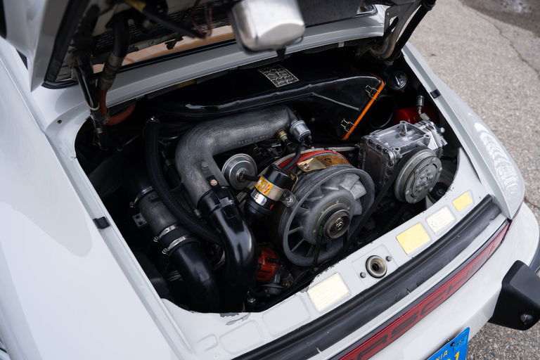 Porsche 911 Turbo 3.0 (US)