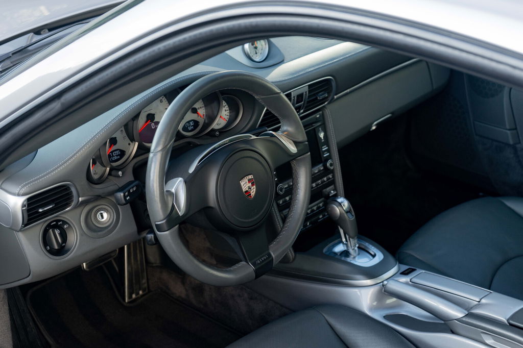 Porsche 997.2 Carrera 4S