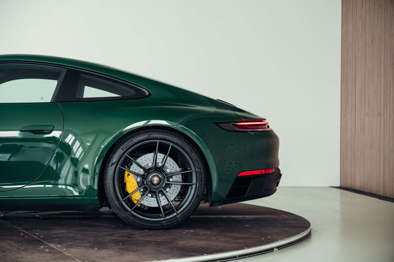 Porsche 992 Carrera GTS