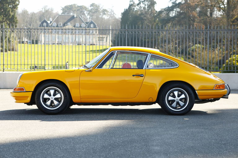 Porsche 911 T
