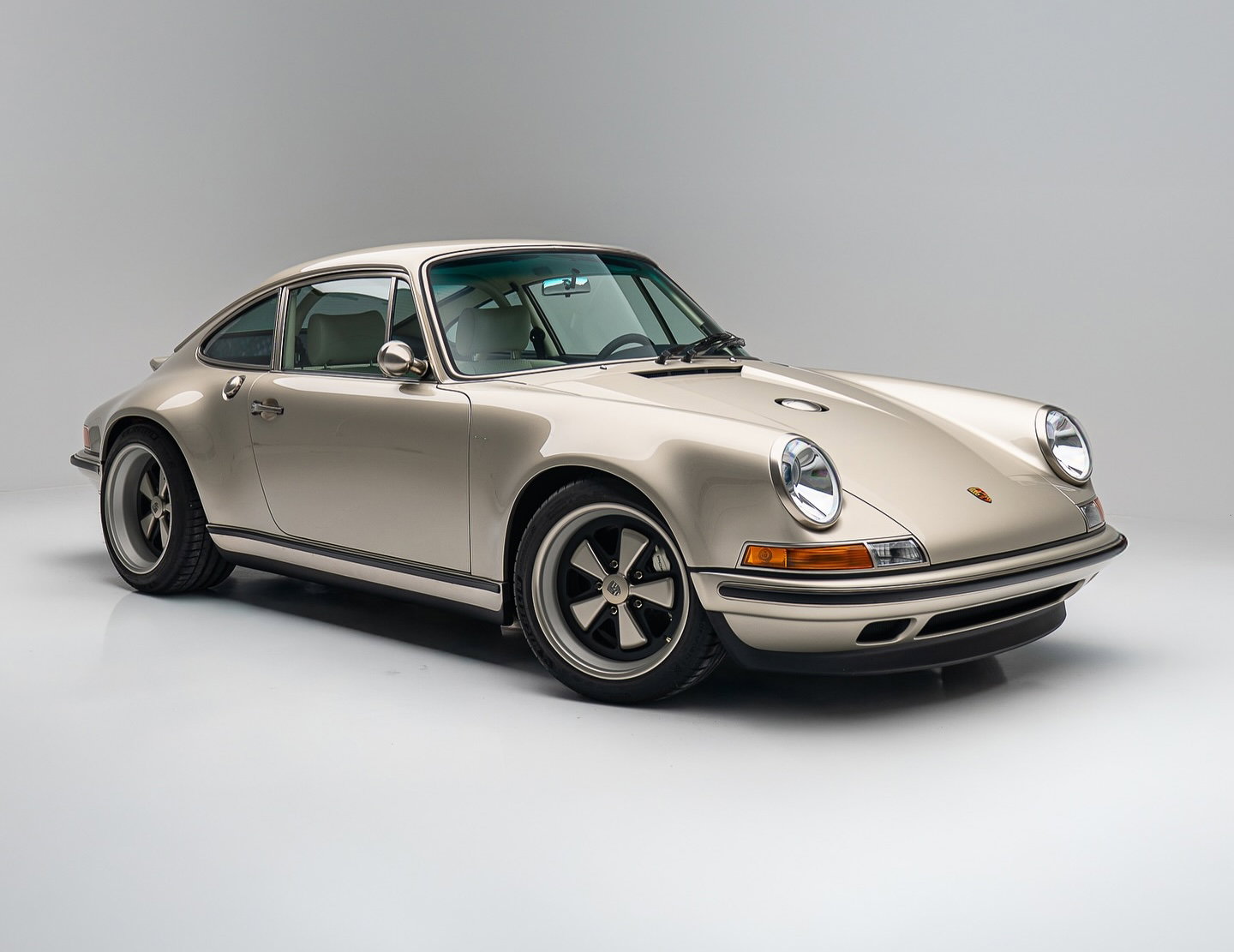 Porsche 911 Reimagined by Singer 1991 - elferspot.com