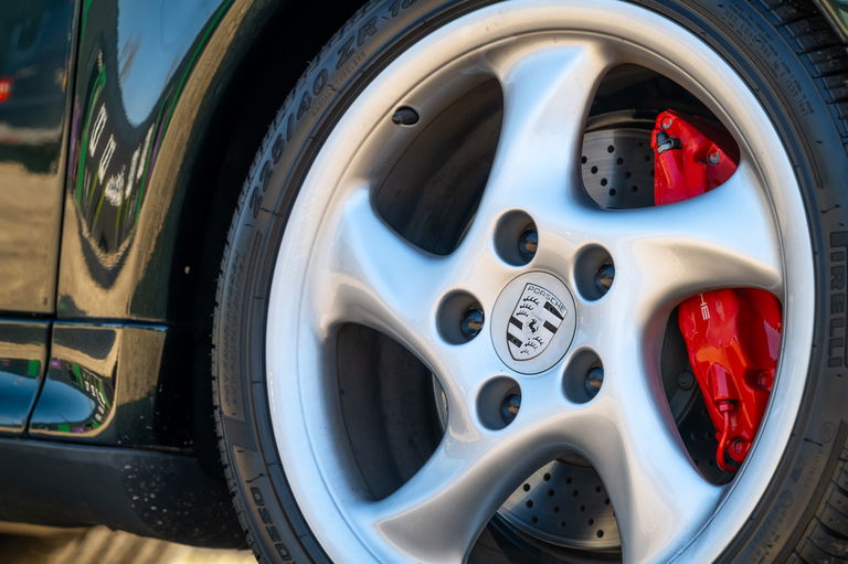 Porsche 993 Carrera 4S