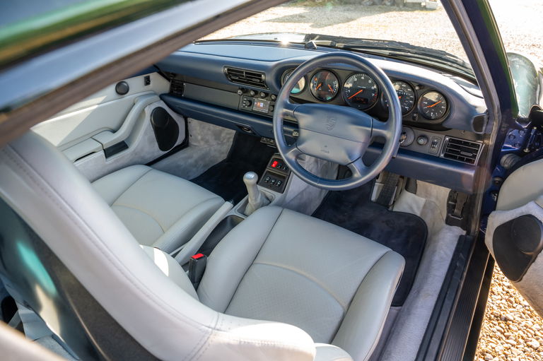 Porsche 993 Carrera 4S