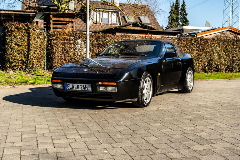Porsche 944 S2 Cabriolet