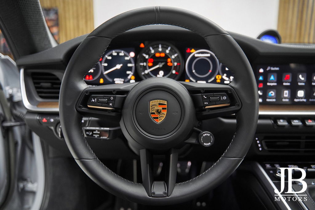 Porsche 992 Sport Classic