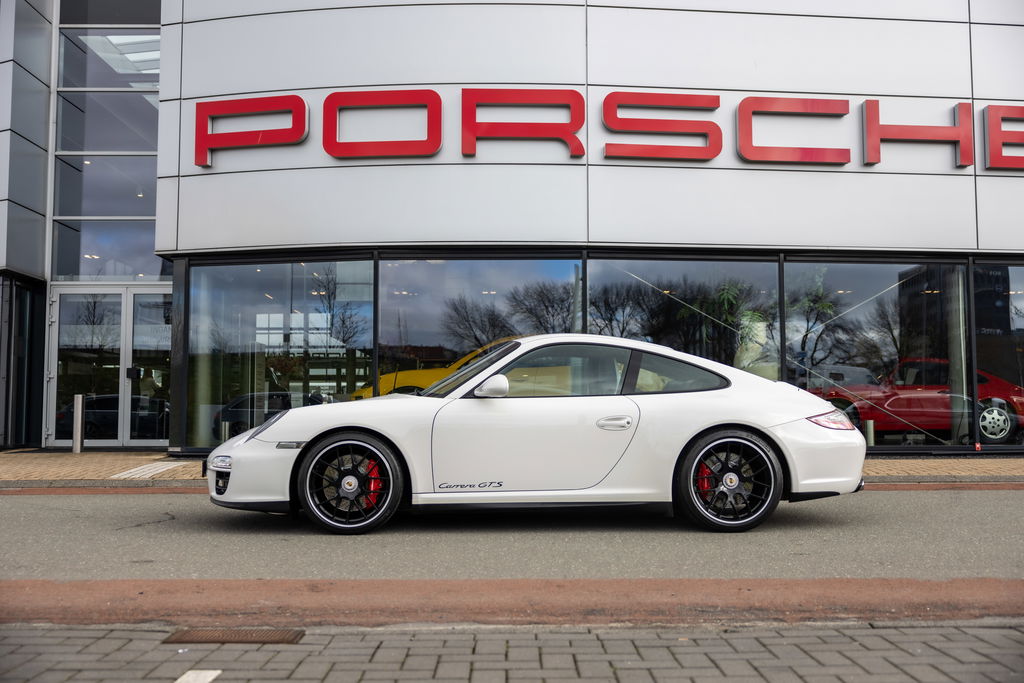 Porsche 997.2 Carrera GTS