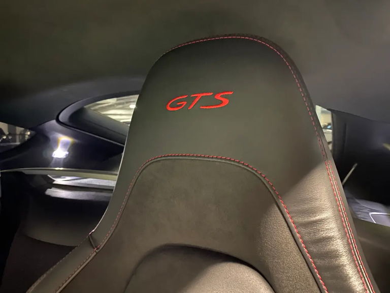 Porsche 718 Cayman GTS