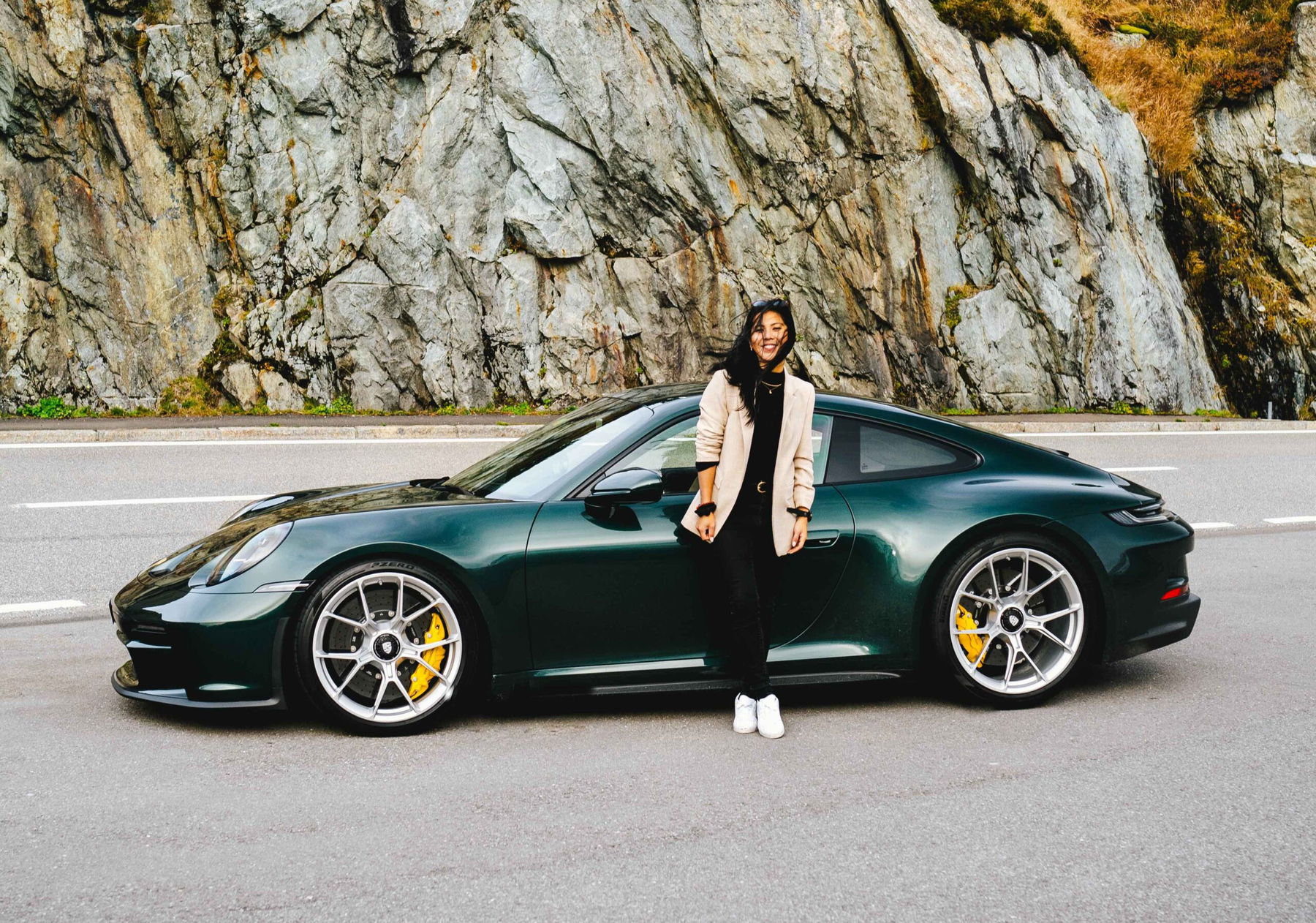 Livia alias WithLiv – How posters and Excel-spreadsheets led to Porsche