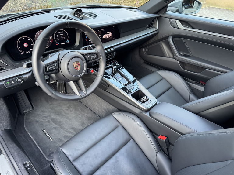 Porsche 992.2 Carrera