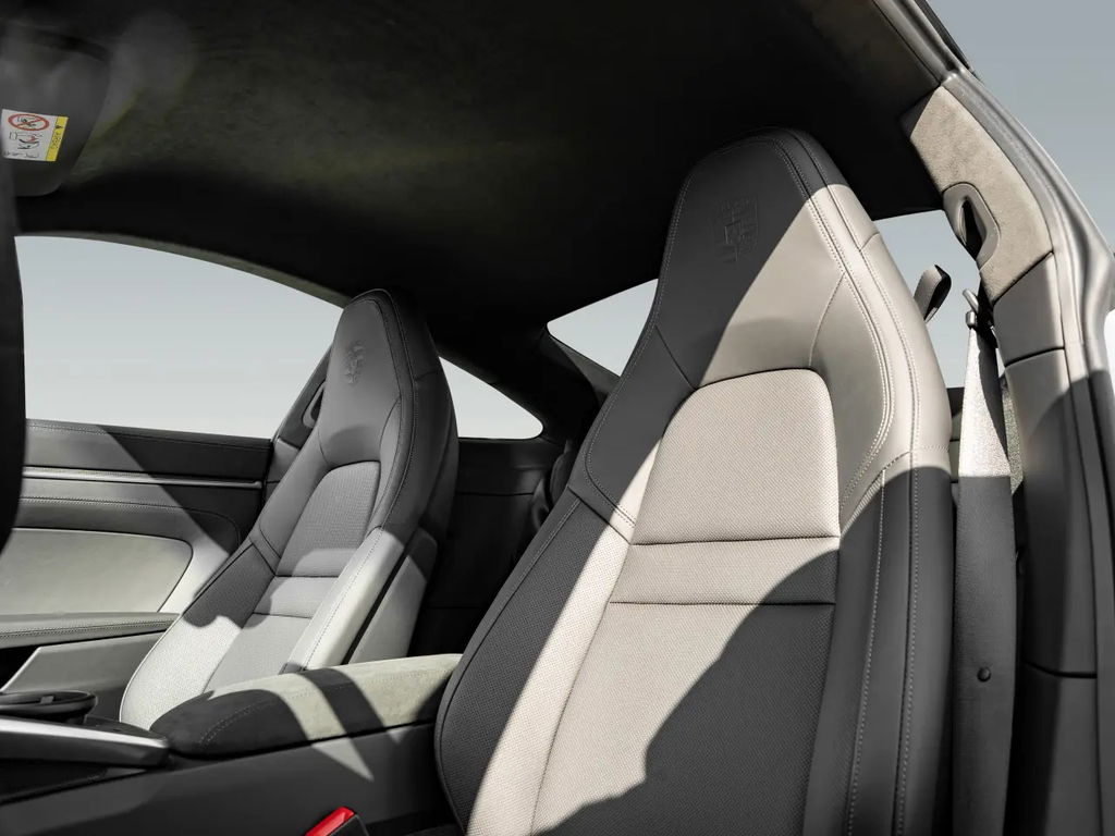 Porsche 992 Carrera S