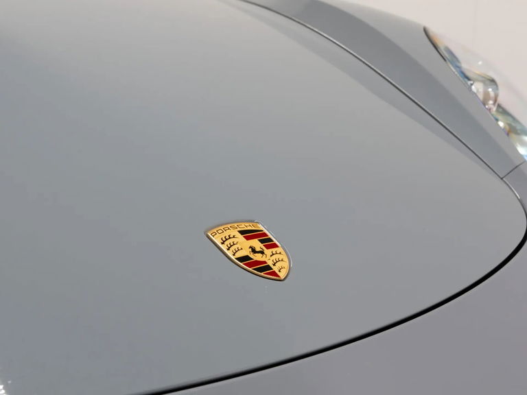 Porsche 718 Cayman