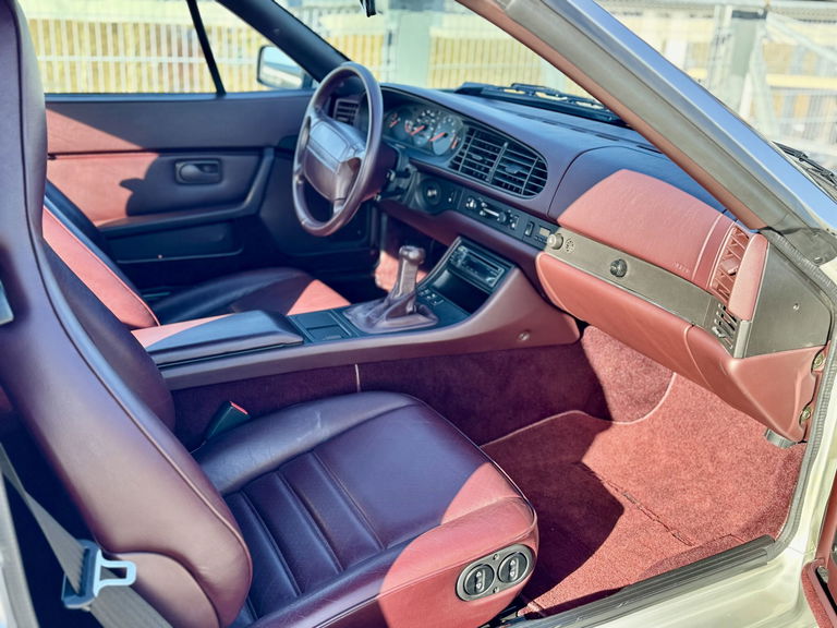 Porsche 944 S2 Cabriolet