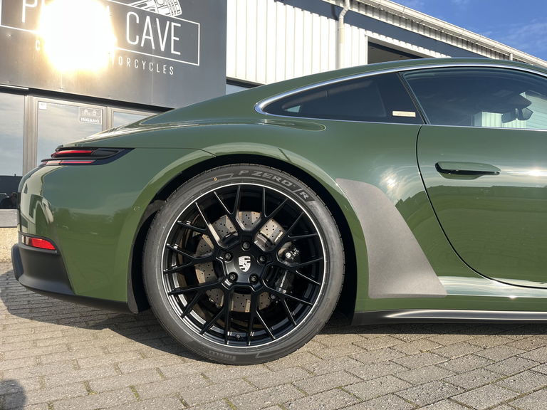 Porsche 992.2 Carrera GTS