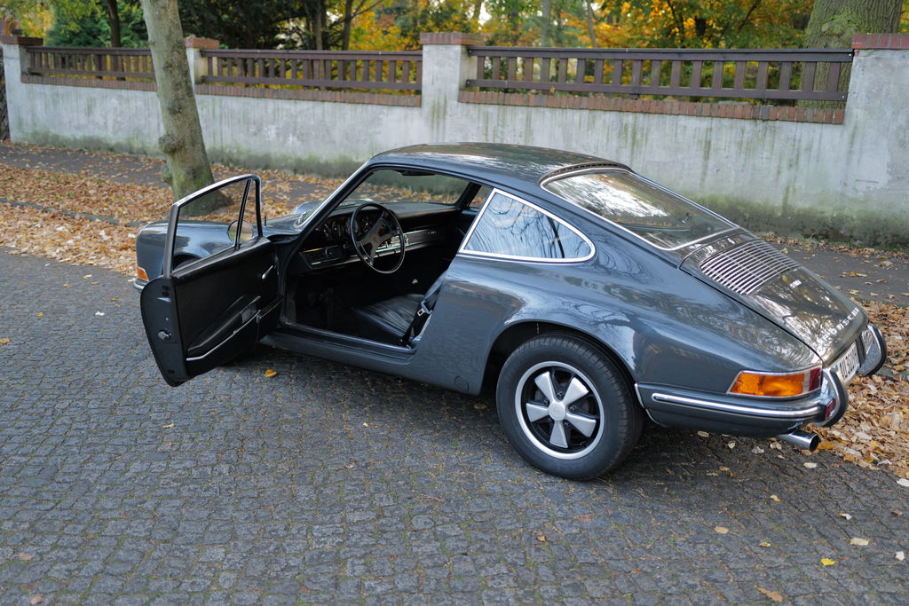 Porsche 911 T