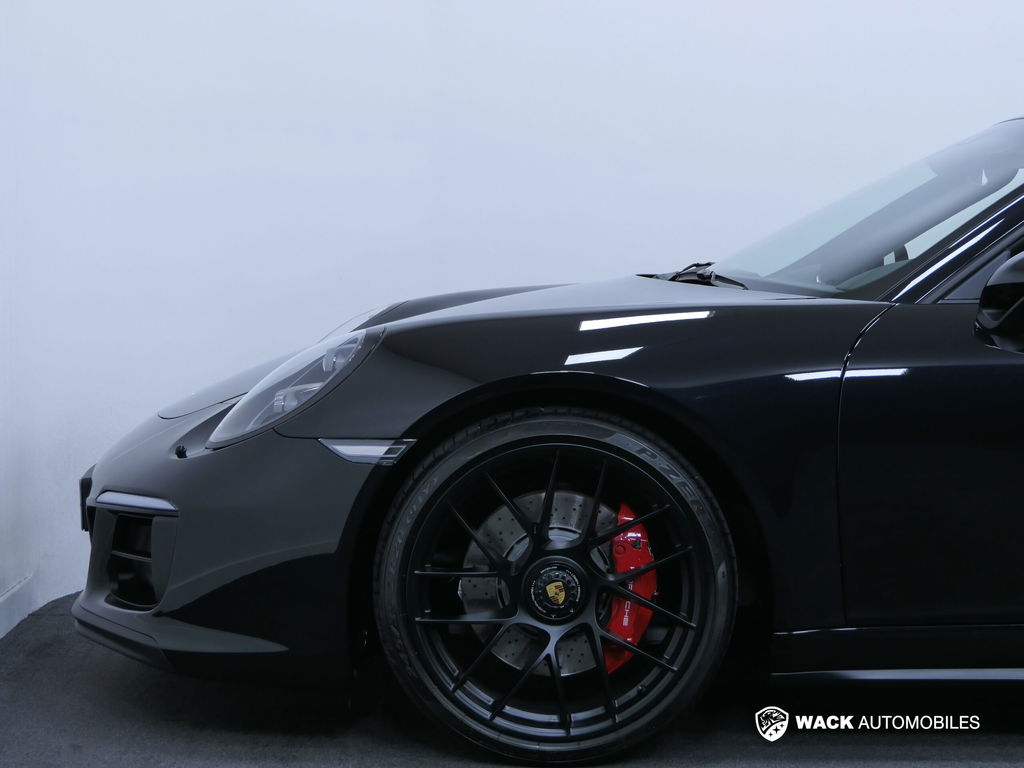 Porsche 991.2 Carrera GTS