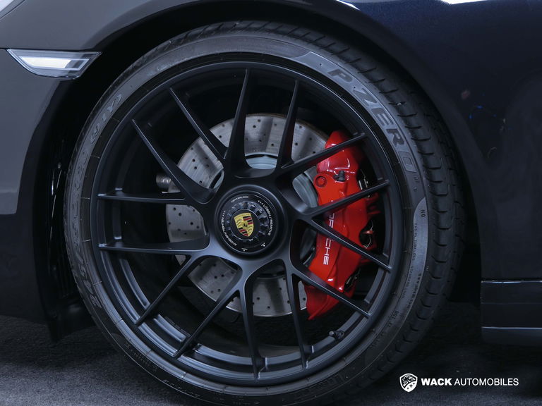 Porsche 991.2 Carrera GTS