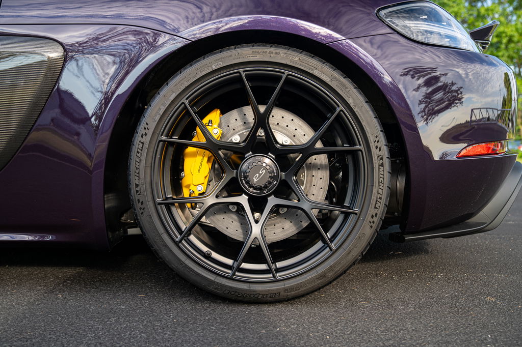 Porsche 718 Spyder RS