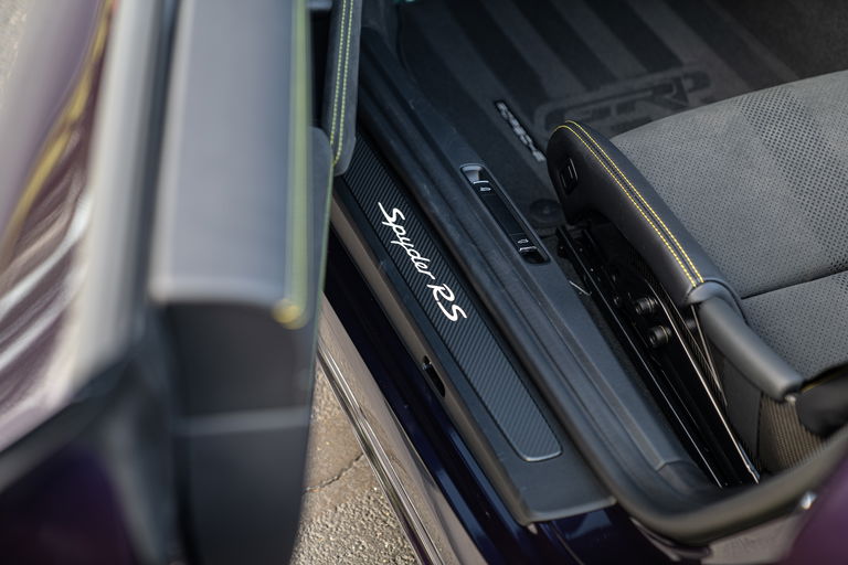 Porsche 718 Spyder RS